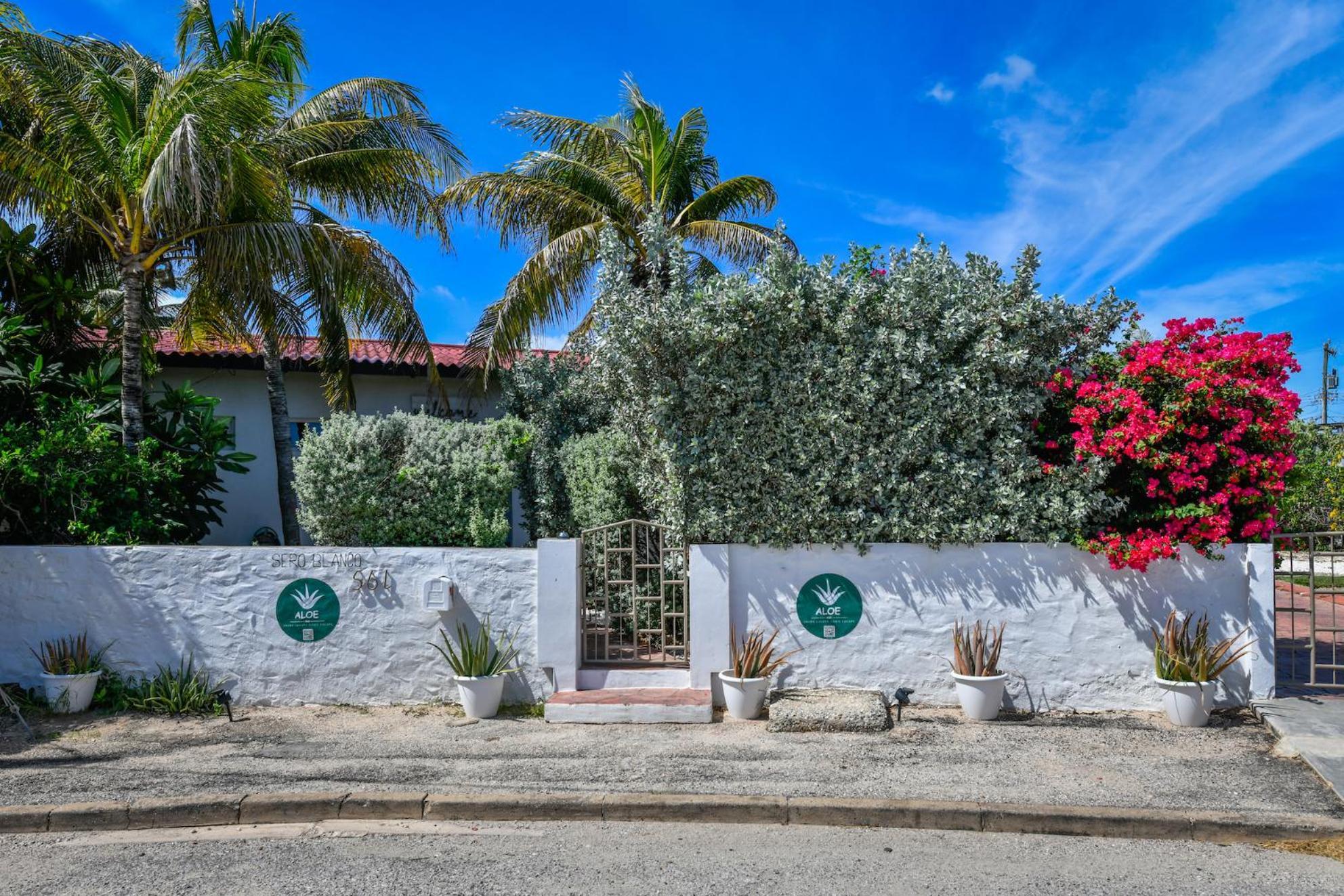 Aloe B&B Oranjestad Exterior foto